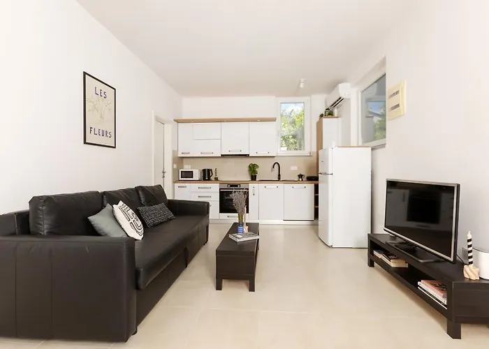 Grotta Apartment Pula