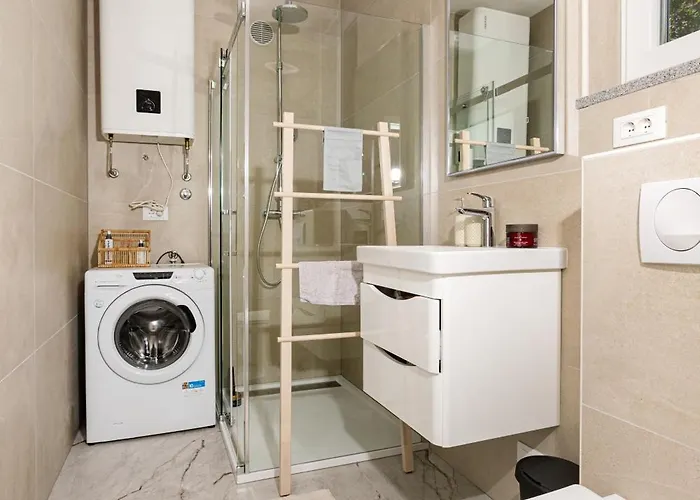 Apartment Grotta Pula